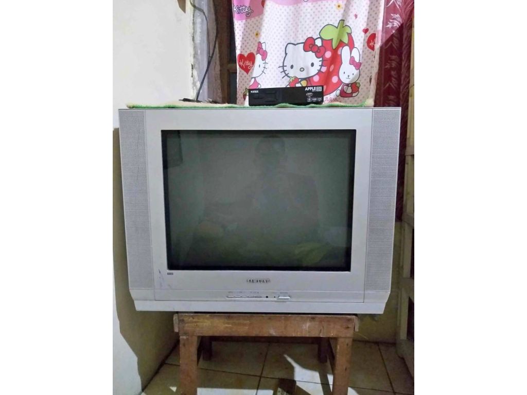 Tv tabung samsung 21”