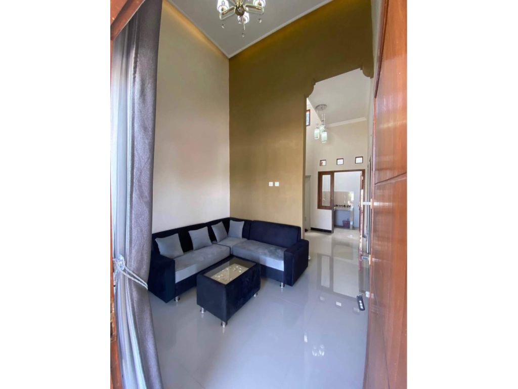 Rumah 2KT 1 Kamar mandi